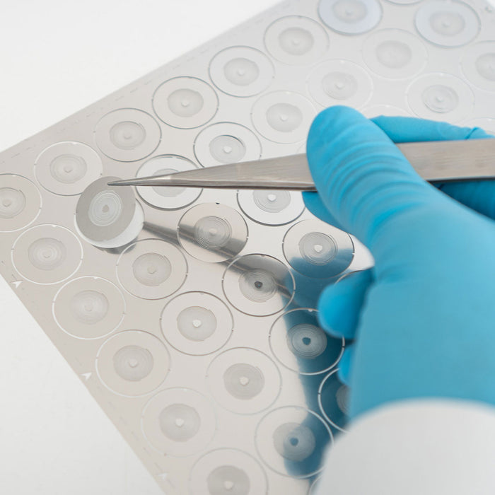 Sample holding springs